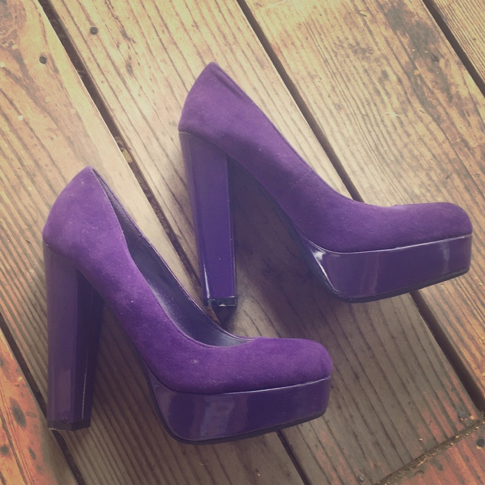 New bamboo purple pumps